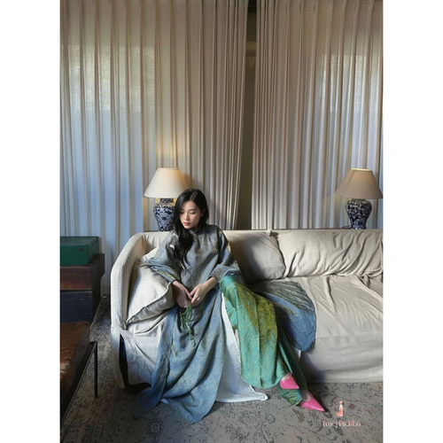 Ao Dai Women Modern Four Panel Loose Fit Shimmer Silk Gray and White